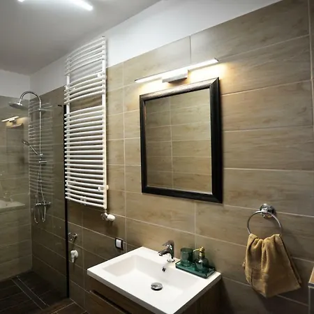 Pr Apartment
